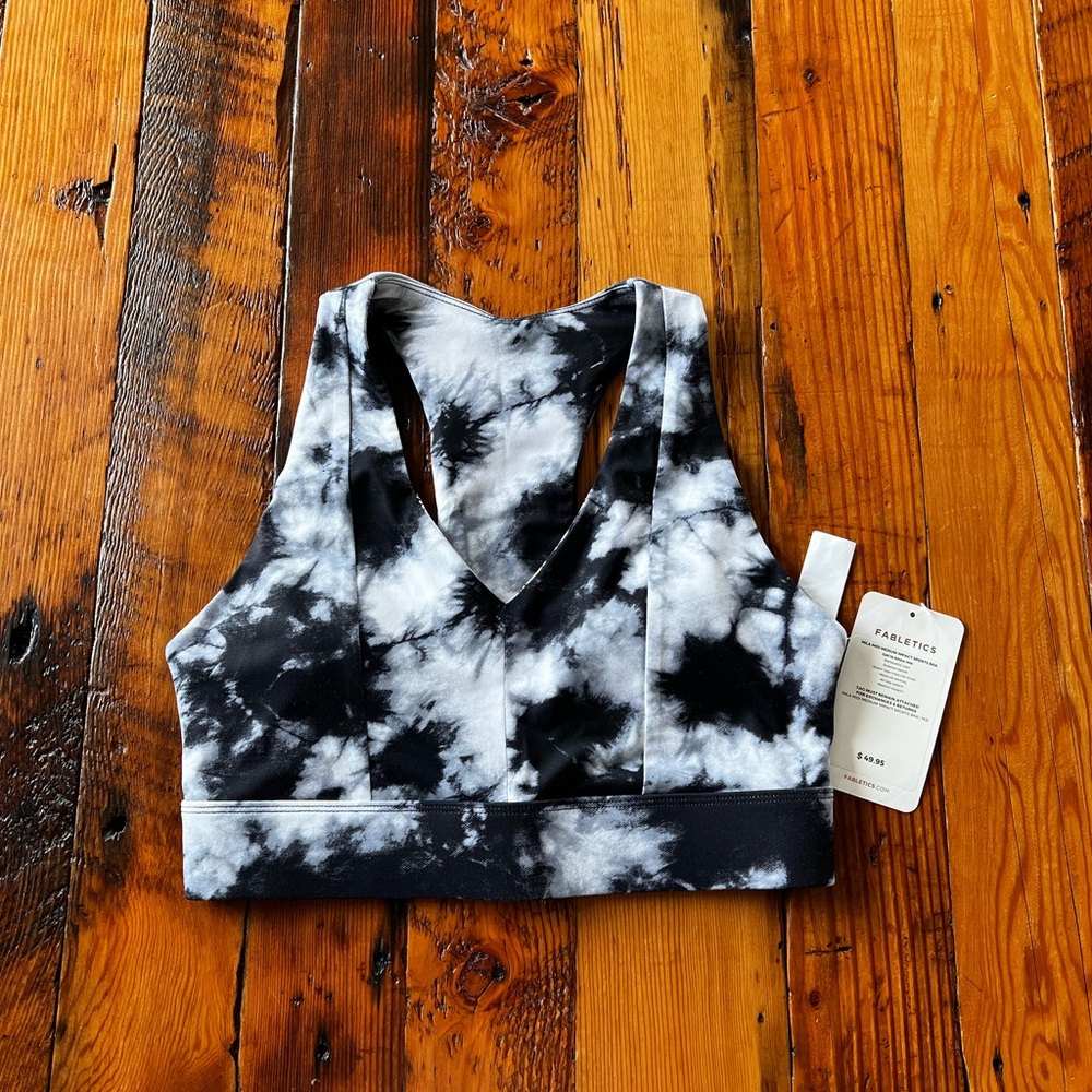 Fabletics Mila Midi Black and White Tie-Dye Sports Bra size 8 M Brand New